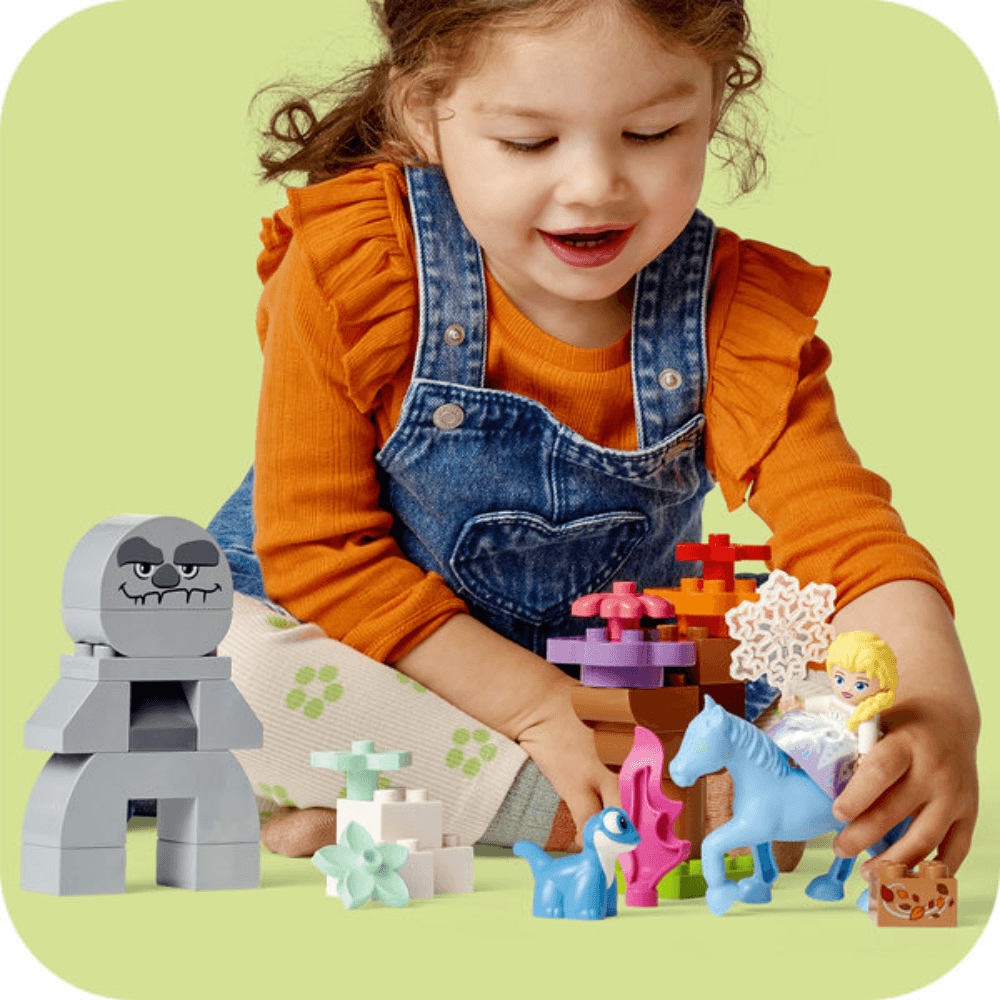 Lego Duplo Elsa & Bruni in the Enchante V29