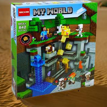 MY WORLD 557 pcs DIY kit (6+)